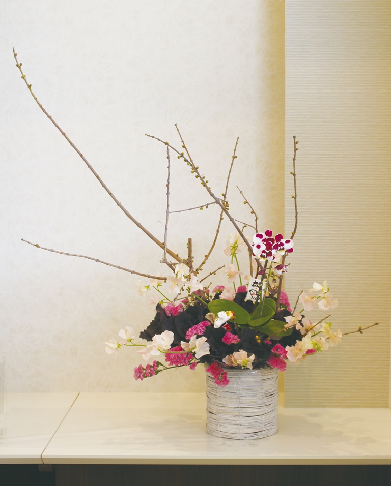 木下内科クリニックの生け花 睦月の壱 小正月 オアシス フラワープロジェクト 花のあふれる健康生活