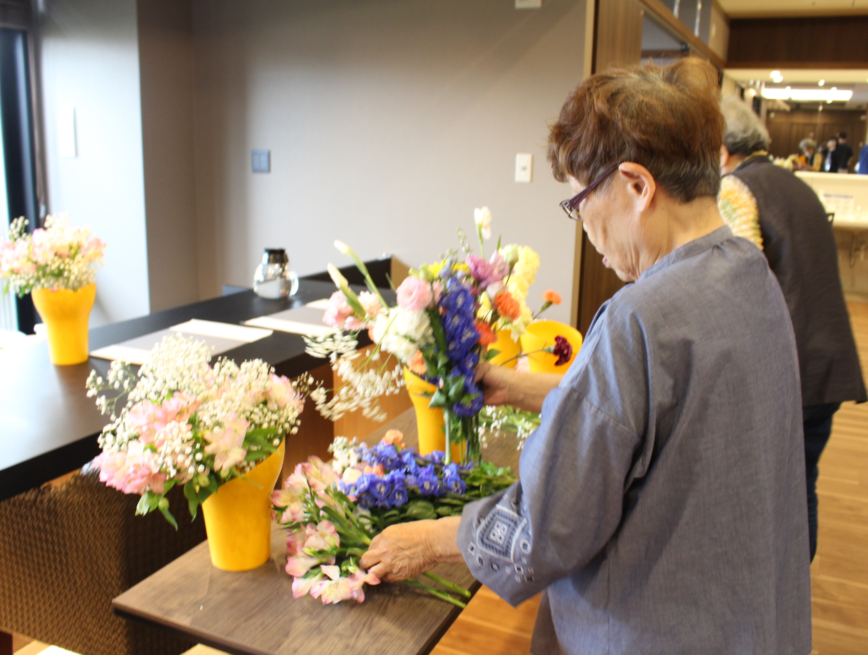 医療 介護現場に花を送ろうプロジェクト でたくさんの綺麗なお花をいただきました オアシス フラワープロジェクト 花のあふれる健康生活